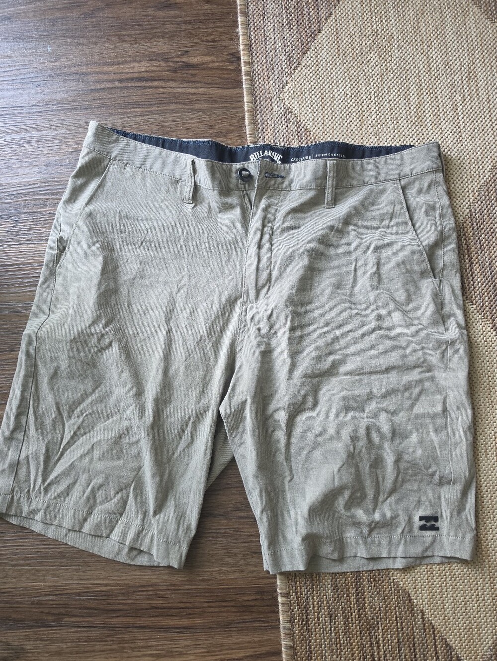 Billabong Shorts